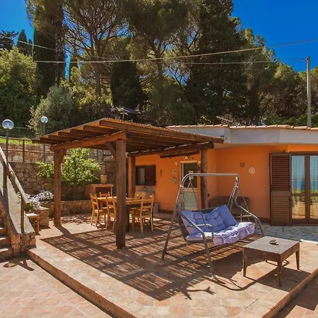 Fortino's Hause *